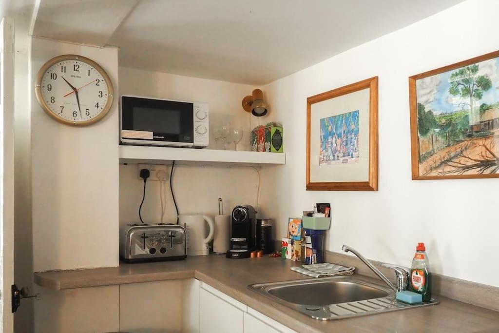 Landford'S Cottage, Your Retreat! Esterno foto