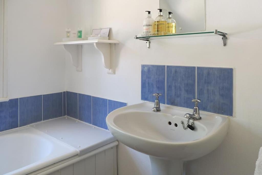 Landford'S Cottage, Your Retreat! Esterno foto